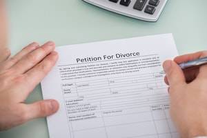 Milwaukee divorce lawyer, divorce process, divorce petition, file for divorce, divorce summons